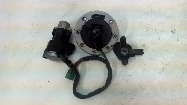 Key set Suzuki GSF 1200 Bandit 2001 - 2003