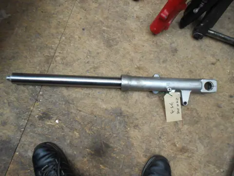 Front Fork right complete Kawasaki ZZR 1100 1993 - 2001