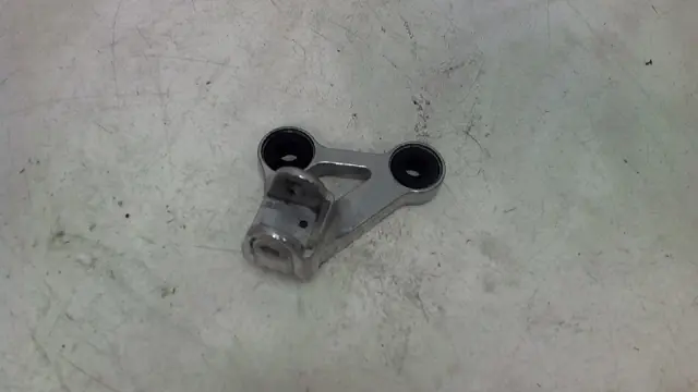 Main step holder left Honda CBR 1000 F 1989 - 1992