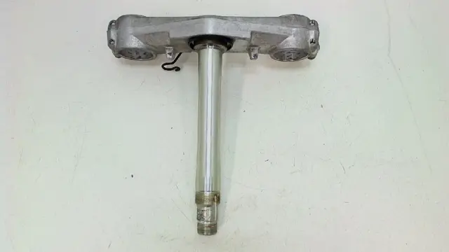 Steering stem Suzuki GSX R 600 2001 - 2003