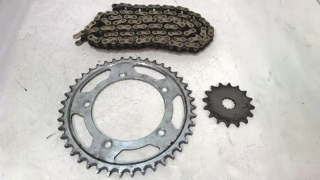 Chain and sprocket kit Suzuki GSX R 600 2008 - 2010