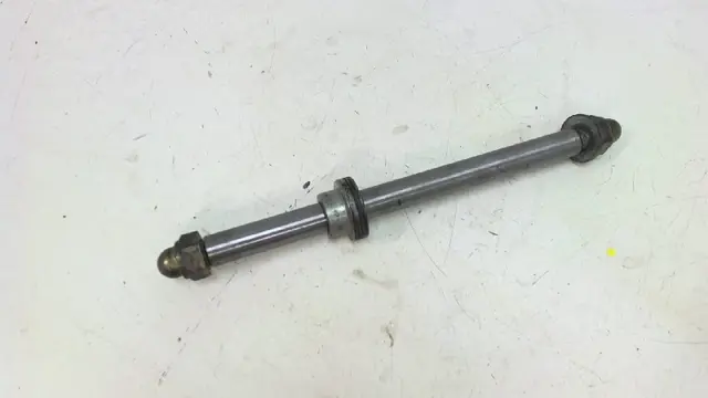Axle front Triumph Tiger 1999 - 2001