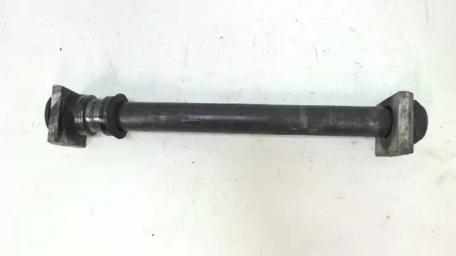 Rear axle Suzuki GSX R 600 1995 - 2000