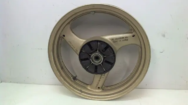 Rear wheel Suzuki GSX F 750 1988 - 1997