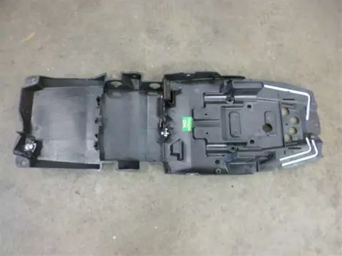 ACHTERKUIPDEEL Triumph Daytona 675 2013 - 2013