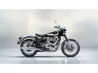 Royal-Enfield Classic 650 Black Chrome (bj 2025)