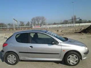 Peugeot 206 1.4 2001 Kleurcode EYC Plaatwerk op voorraad