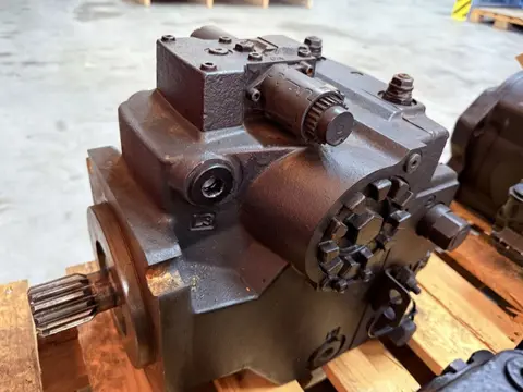 Sauer Danfoss H1P147R  Piston Pump  83005011