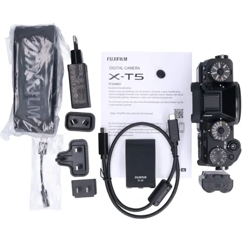 Tweedehands Fujifilm X-T5 Body Black CM2714