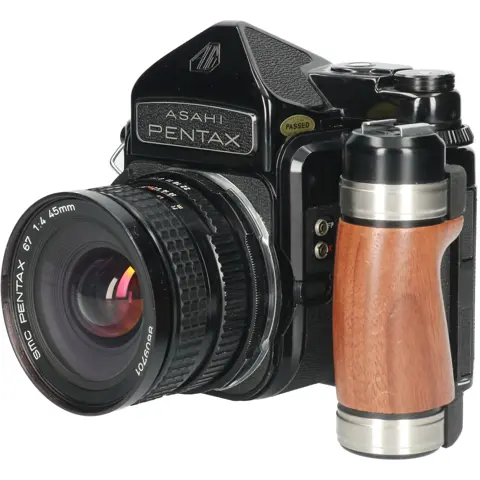 Tweedehands Asahi Pentax 6×7 MLU met SMC Pentax 67 45mm f/4 CM2571
