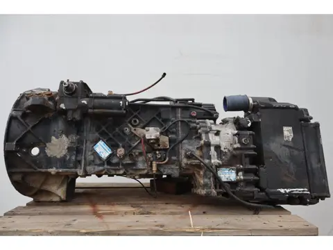 ZF 16S151OD+INT F2000 81.32004-6402 (bj 2001)