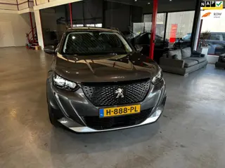 Peugeot 2008 1.2 PureTech Allure / Automaat / Navi / Trekhaak / Camera / 1-E Eigenaar / PDC /