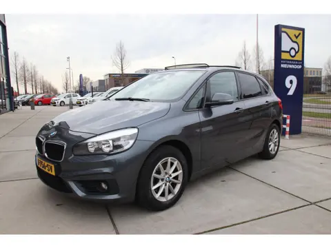 BMW 2 Serie Active Tourer 218i Centennial Executive Pano, automaat, vol opties! Prijspakker!