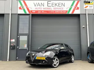 Alfa Romeo Giulietta 1.4 Turbo 170 PK TCT Aut. Sprint Clima/NAP/Cruise/Navi/18" LM