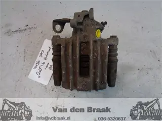 Volkswagen Golf 1997-2003 Remklauw rechts achter