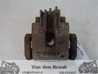 BMW 520 E60 2003-2010 Remklauw rechts achter