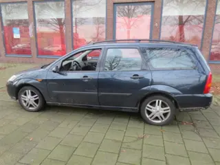 Ford Focus 1.8 16 v 2000 5drs Stationwagen Plaatwerk