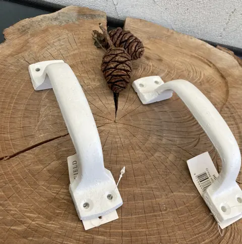 GIETIJZEREN DEURHANDVAT STRAK WIT NIEUW