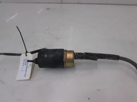 BRANDSTOFPOMP Yamaha YP 250 Majesty 2000 - 2004