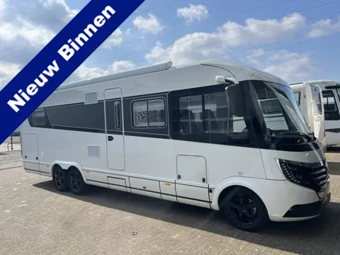 NIESMANN BISCHOFF Arto 88EK 180pk Aut +Hefbed 5-persoons Levelsysteem Lithiumpakket