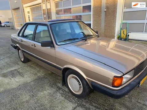 Audi 80 1.8 CL 4+E