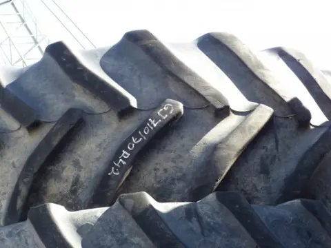 R42 Goodyear 710/70R42