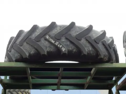 R38 Belshina 18.4/38