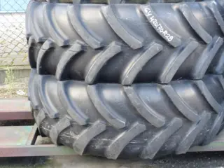 R28 Goodyear 420/70R28