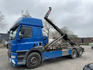 DAF CF 85 6X2 - EURO 5 + VDL HOOK + LIFT AXLE (bj 2011)