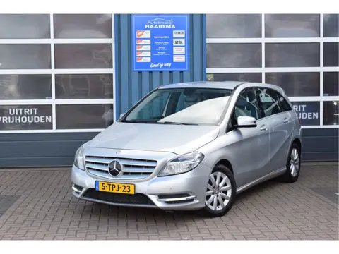 Mercedes-Benz B-Klasse 180 Prestige Lichtmetalen-velgen Airco Navi