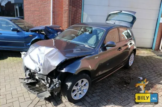 In onderdelen BMW E87 116i 2004