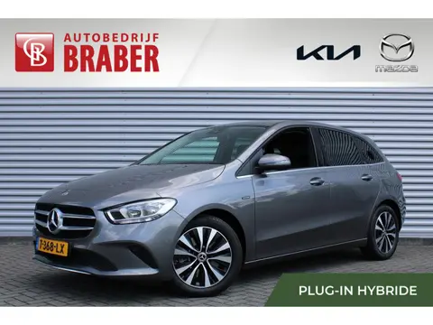 Mercedes-Benz B-Klasse B250e | Plug-in | 218PK | Automaat | 17" LM | Navi | Android Auto/Apple Carpl