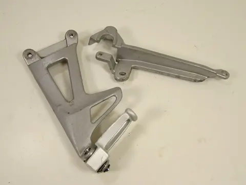 DUO VOETSTEUN LINKS Triumph Sprint ST 955 1999 - 2005