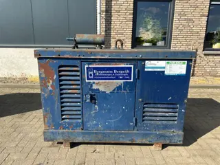 Perkins 130.13 Mecc Alte Spa 10 kVA Silent generatorset