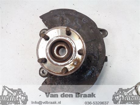 Chevrolet Aveo 1.3 CDTi 2011-2015 Fusee links voor