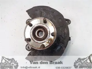 Chevrolet Aveo 1.3 CDTi 2011-2015 Fusee links voor