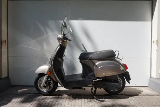 Kymco New Sento Snor 4T Goud D-344-ZS