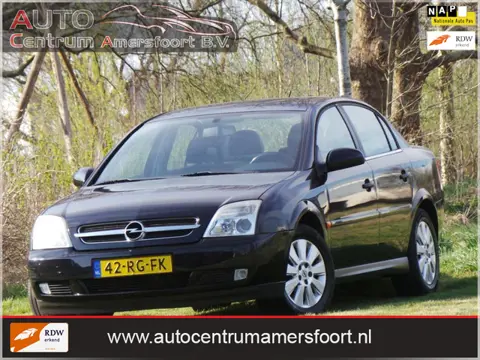 Opel Vectra 2.2-16V Elegance ( INRUIL MOGELIJK )