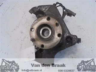 Peugeot Bipper 1.4 HDi 2008-2010 Fusee links voor