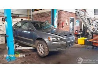 Volvo S-40 onderdelen (kleur: 455-00) donorauto (bj 2005)