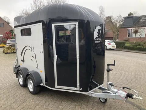 CHEVAL Liberté Gold 3 met zadelkamer