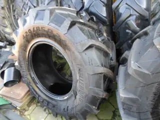Banden Trelleborg banden 420/85R24 / 16.9R24 TM 700