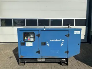 SDMO J33 John Deere Mecc Alte Spa 30 kVA Silent generatorset