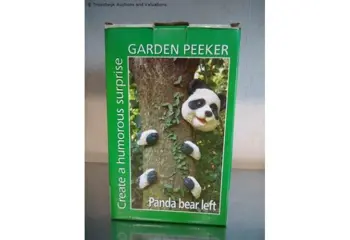 BOOM DECORATIE PANDA BEER LINKS KIJKEND NIEUW LEUKE GADGET