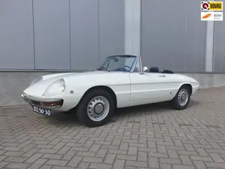 Alfa Romeo Spider 1750 Bianco Spino