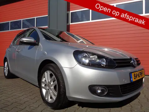 Volkswagen Golf 1.2 TSI Highline BlueMotion 105PK Clima Cruise Navi LMV Trekhaak