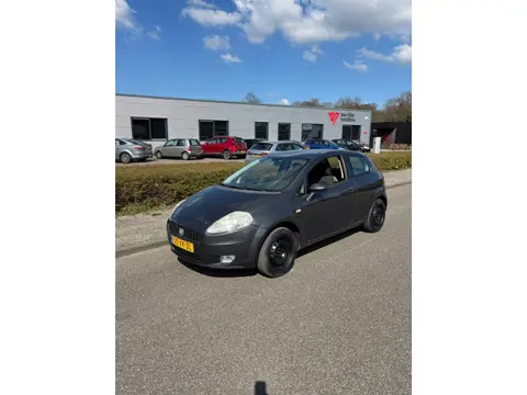 Fiat Grande Punto 1.4 Dynamic