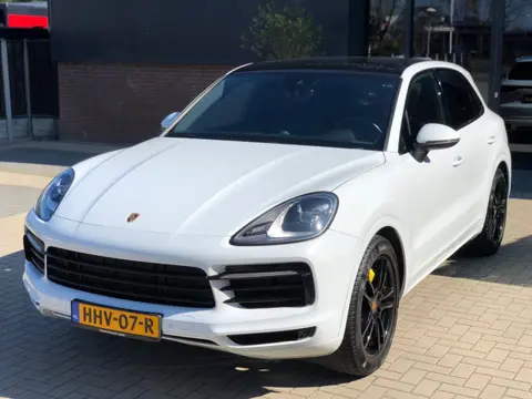 Porsche CAYENNE 3.0 SPORTCHRONO LUCHTVERING MEMORY STOELEN XENON LED NAVI CRUISE