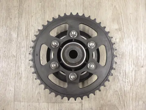 TANDWIELDRAGER Kawasaki Z 1000 2010 - 2013