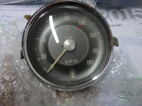 Rev counter Maserati 3500